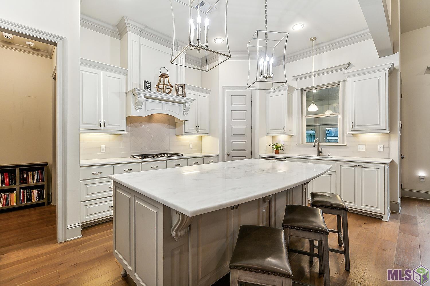 14088 Twin Lakes Dr