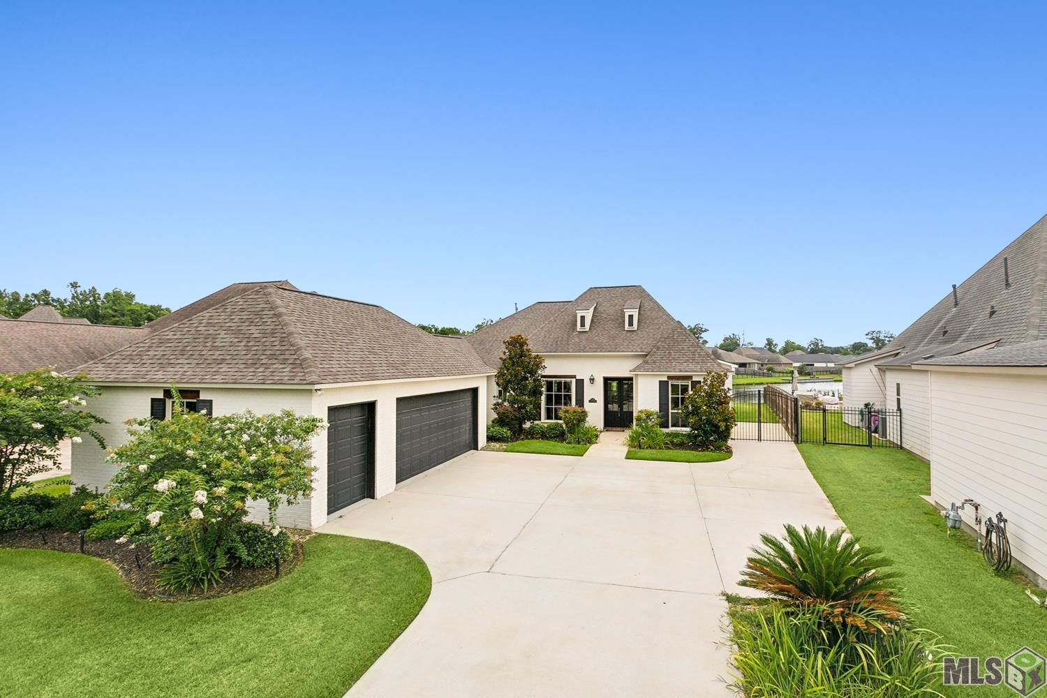 14088 Twin Lakes Dr