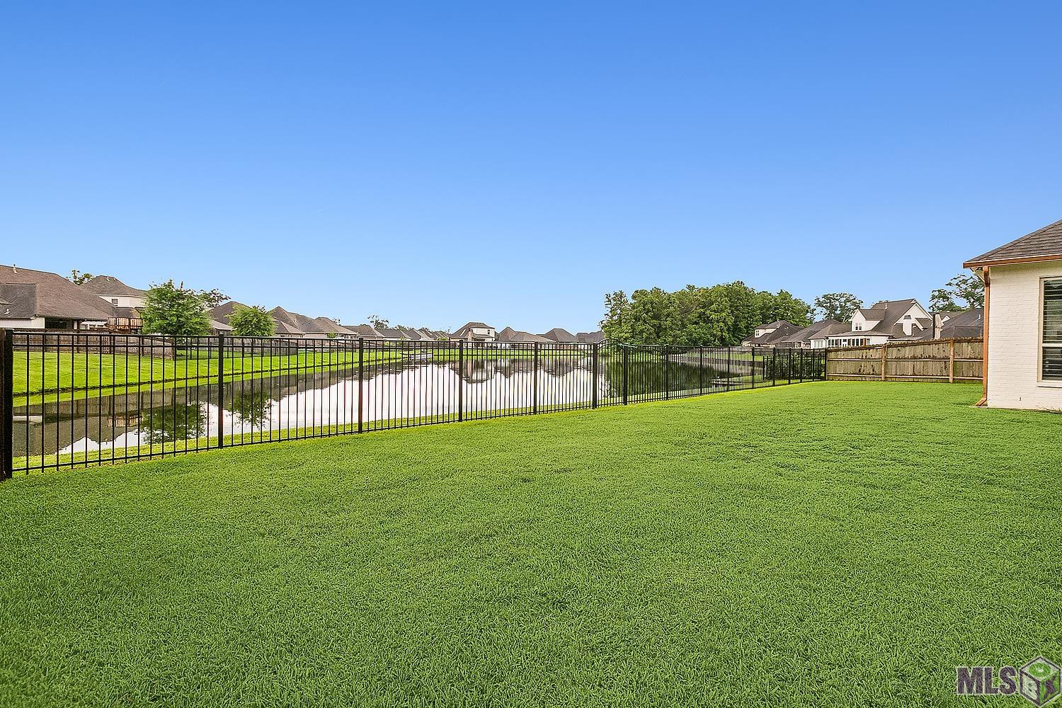 14088 Twin Lakes Dr
