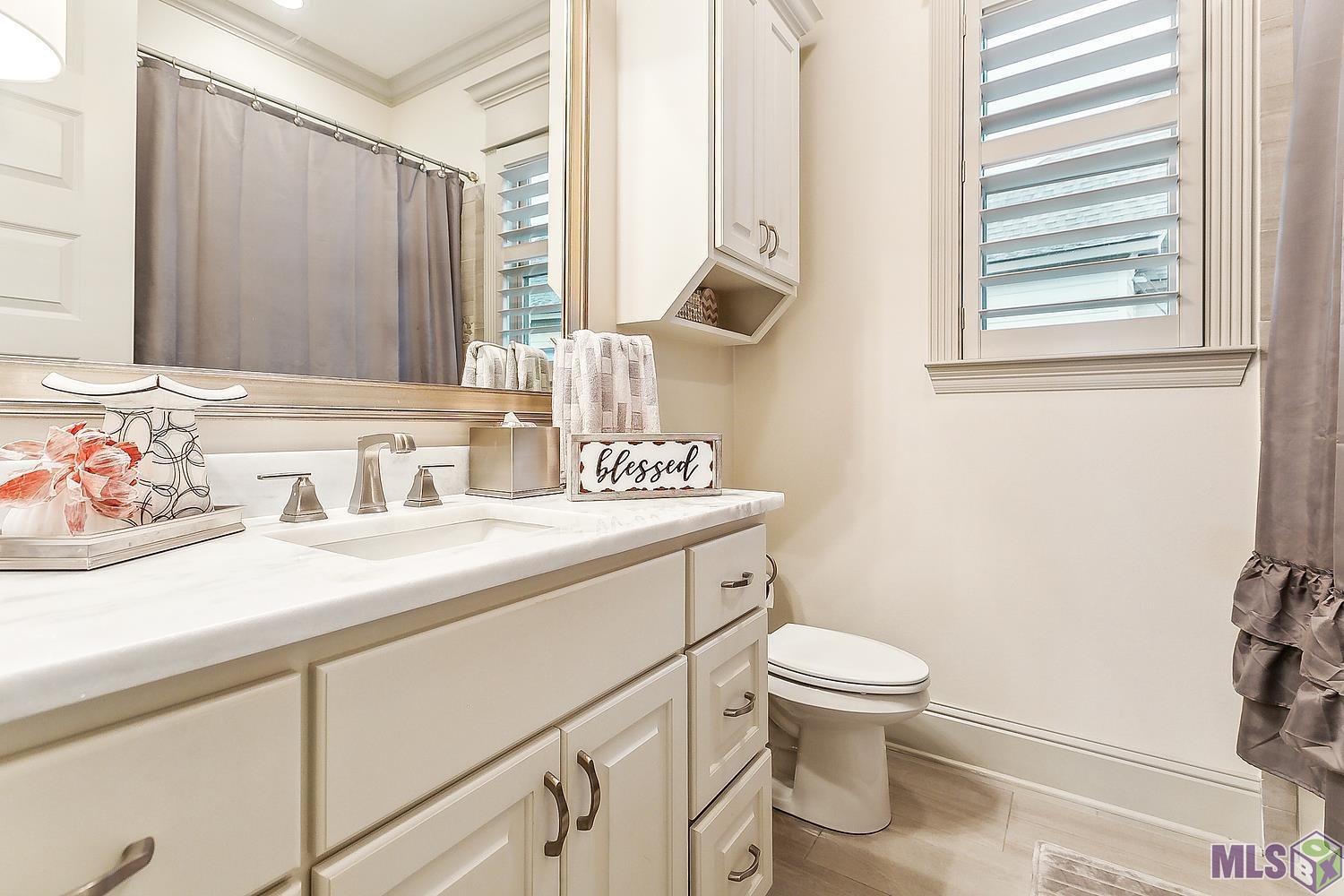 14088 Twin Lakes Dr