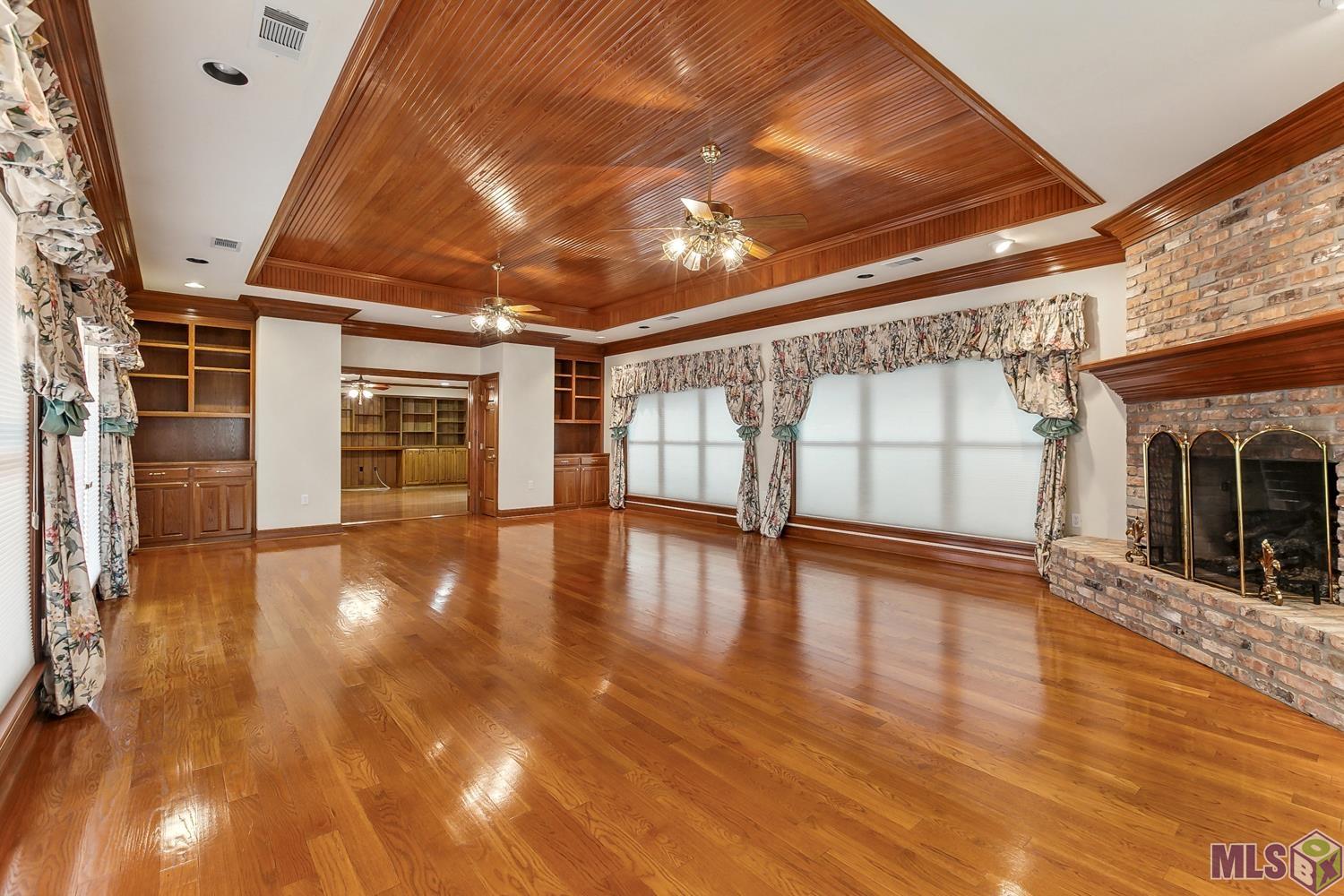 1226 Aurora Pl