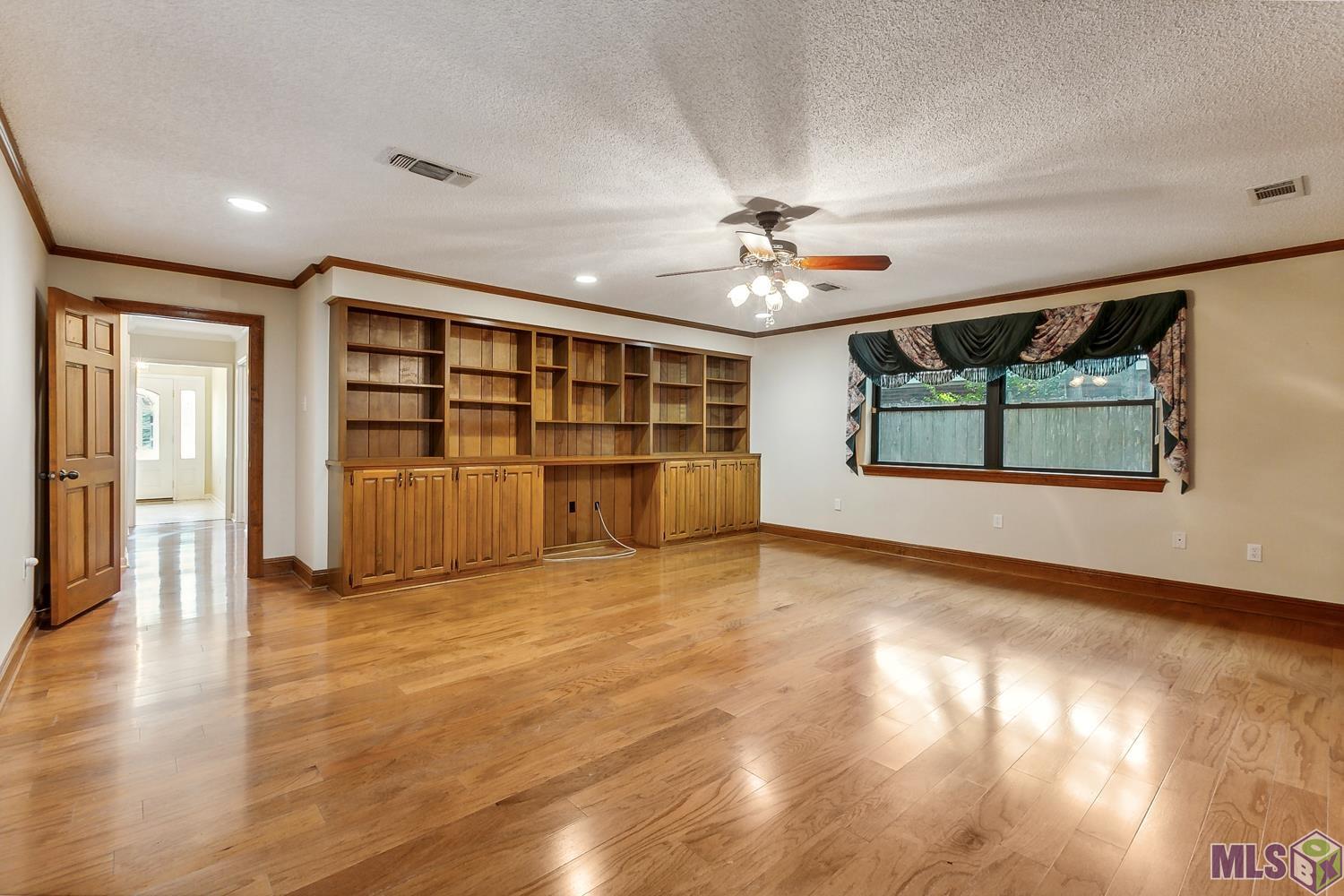 1226 Aurora Pl
