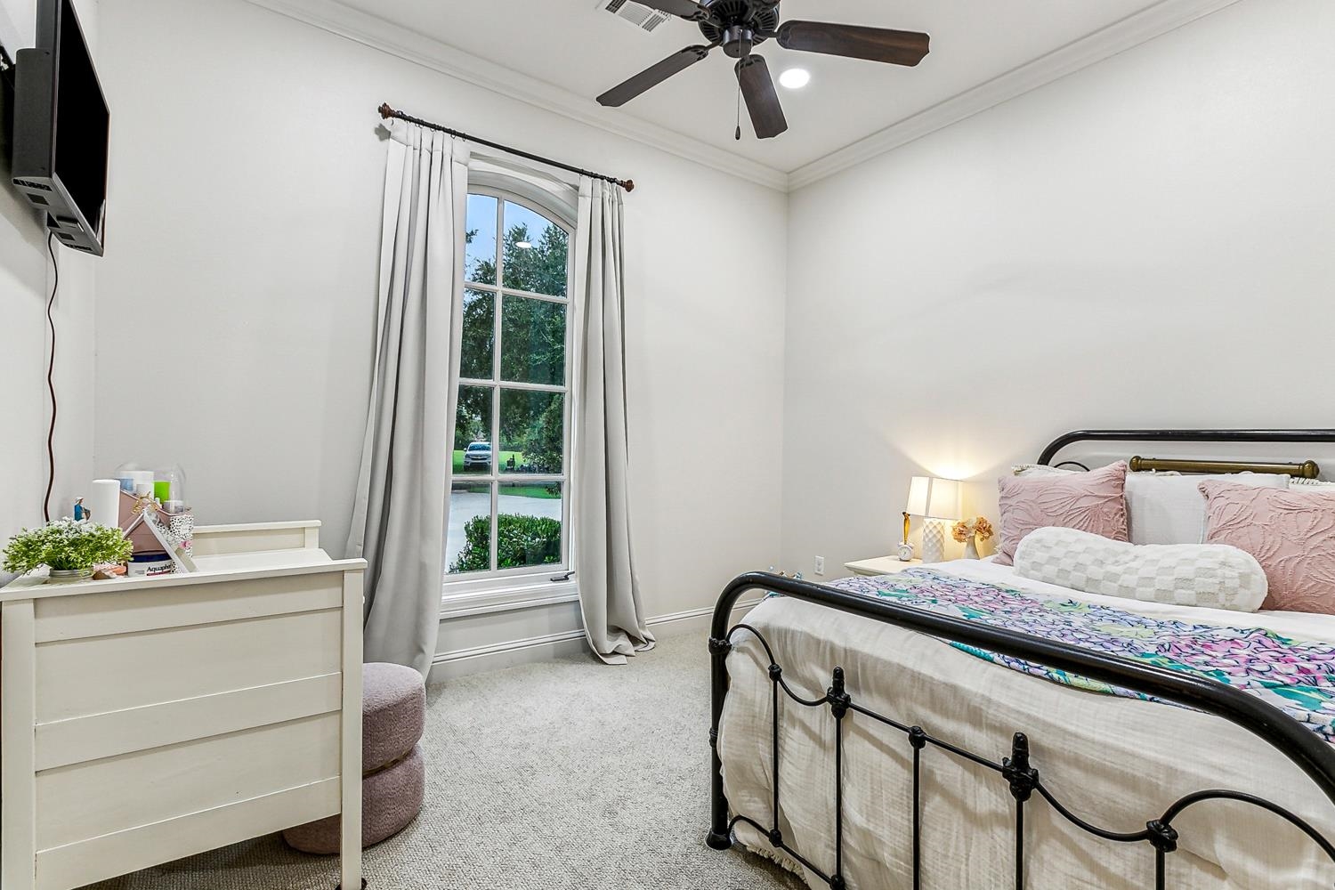 40203 Dove Estates Ct
