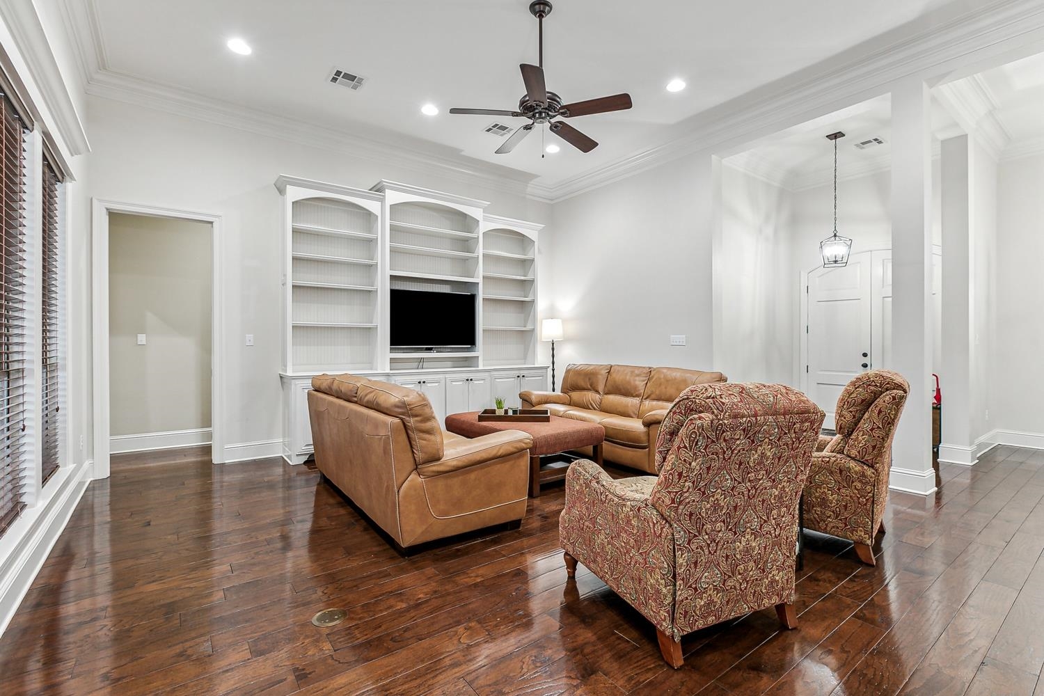 40203 Dove Estates Ct