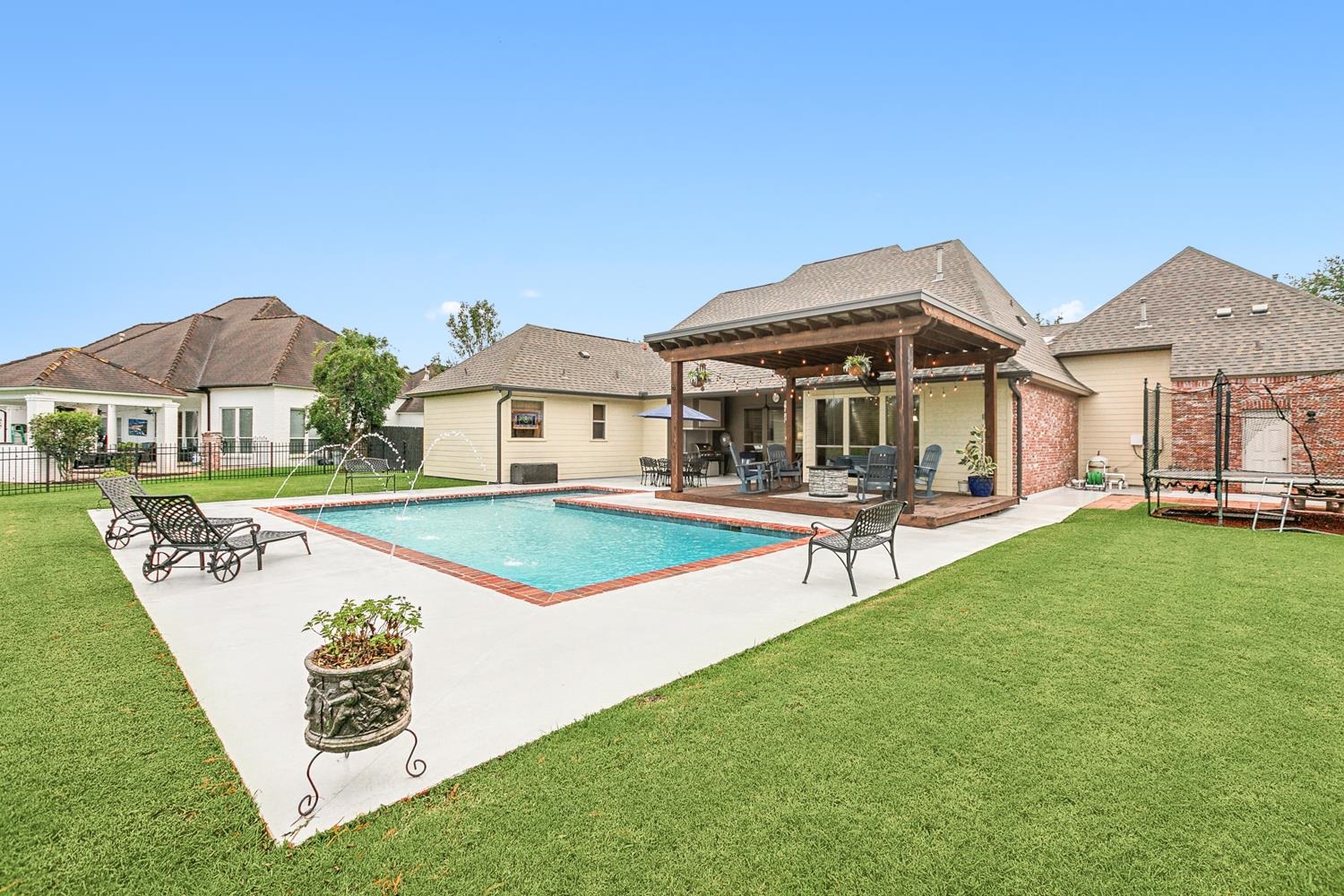40203 Dove Estates Ct