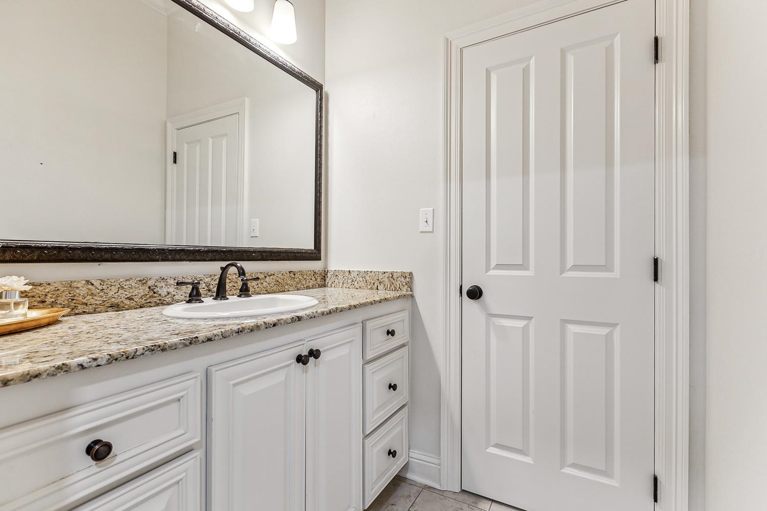 40203 Dove Estates Ct
