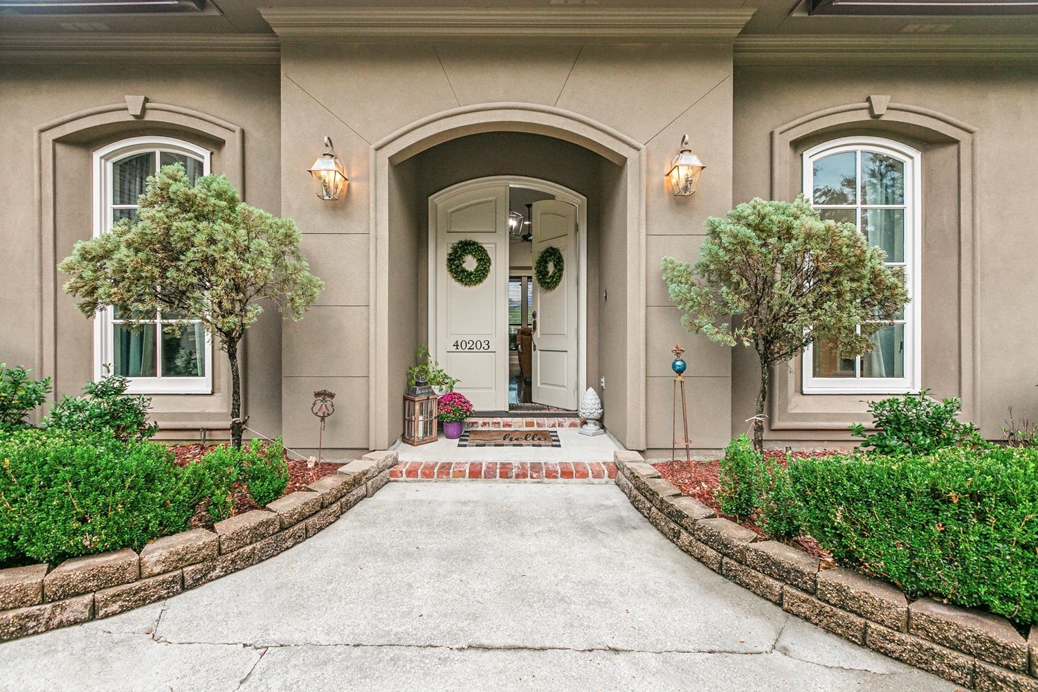 40203 Dove Estates Ct