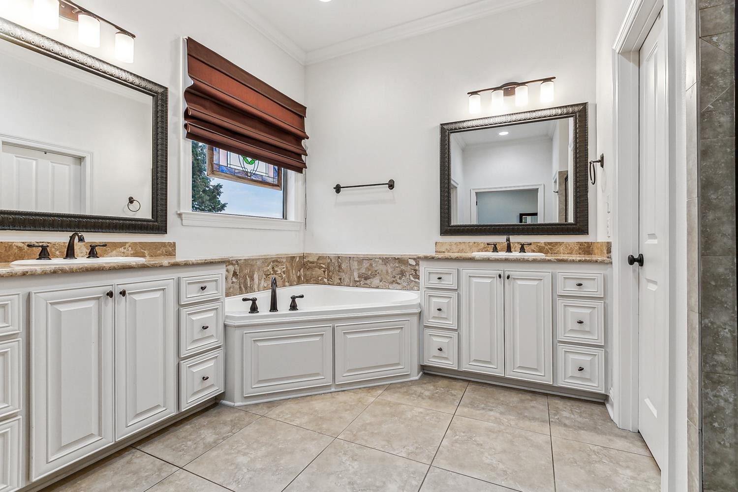 40203 Dove Estates Ct
