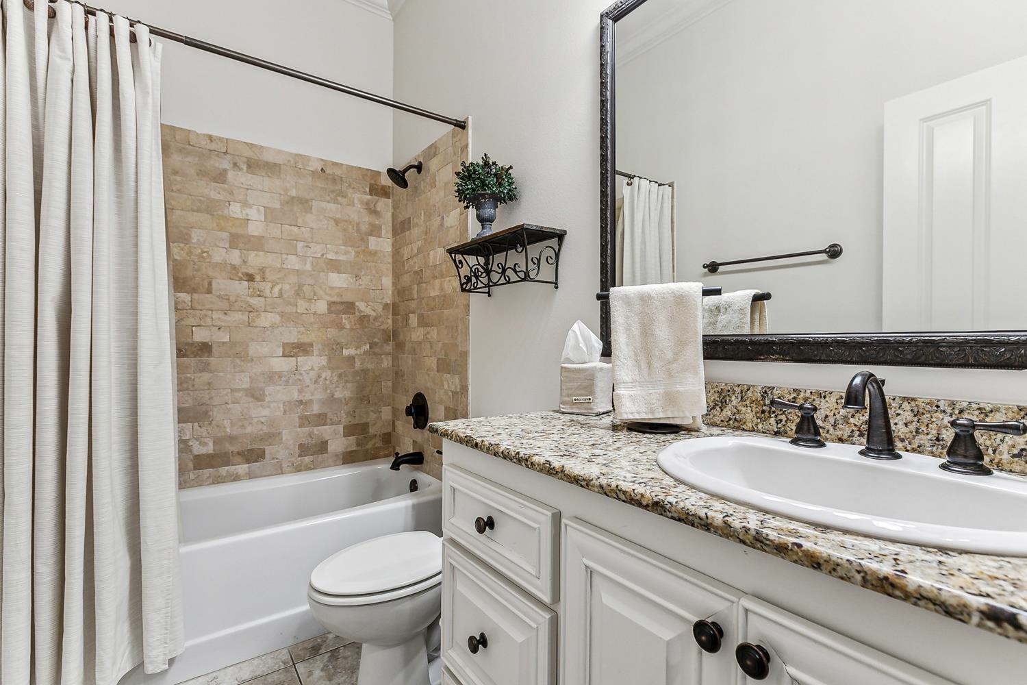 40203 Dove Estates Ct