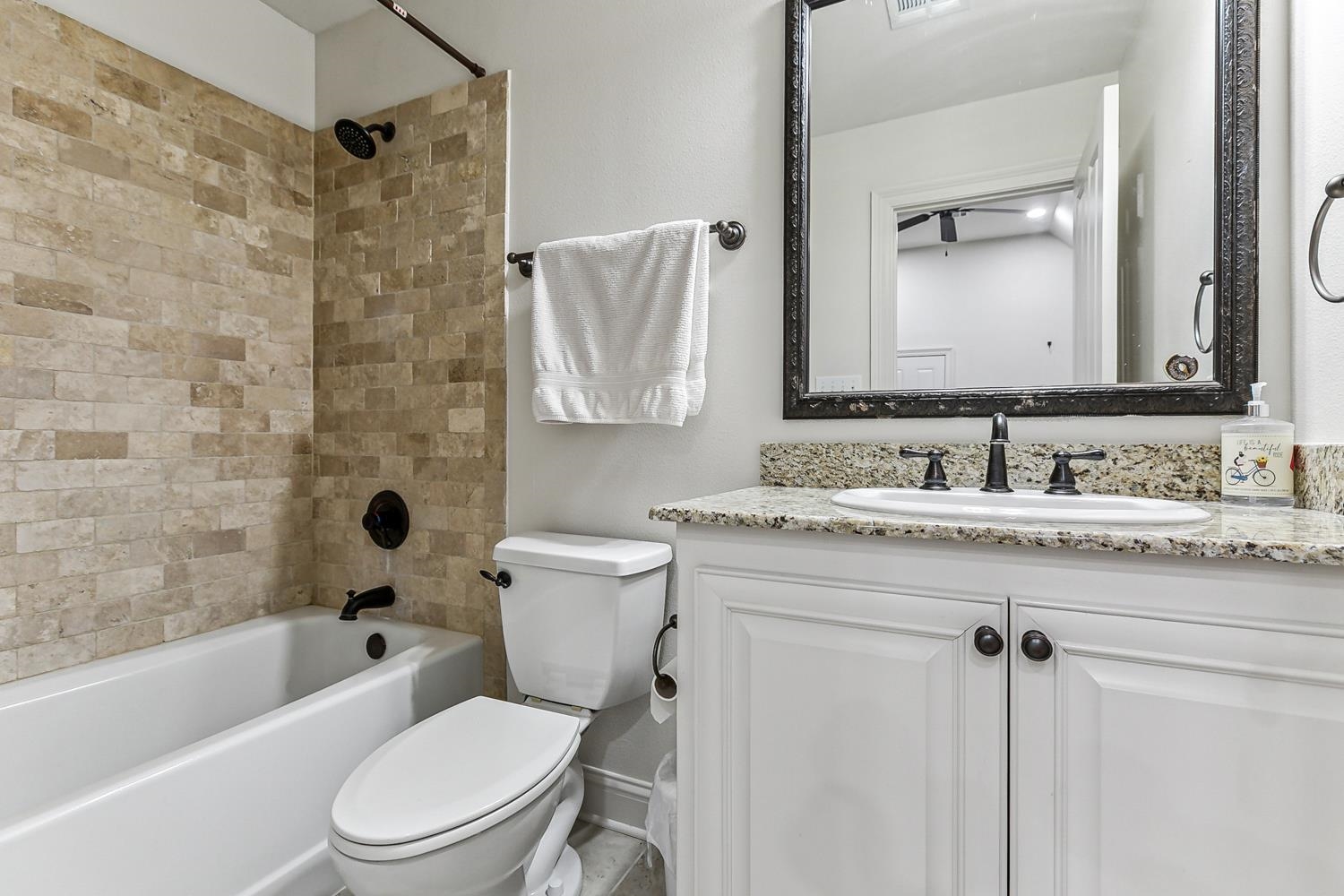 40203 Dove Estates Ct