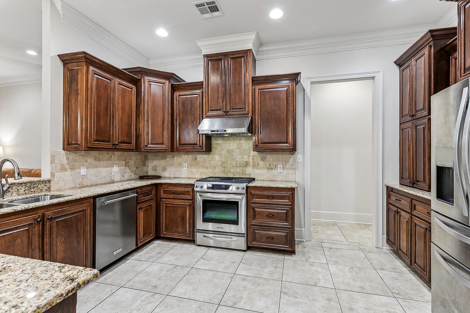 40203 Dove Estates Ct