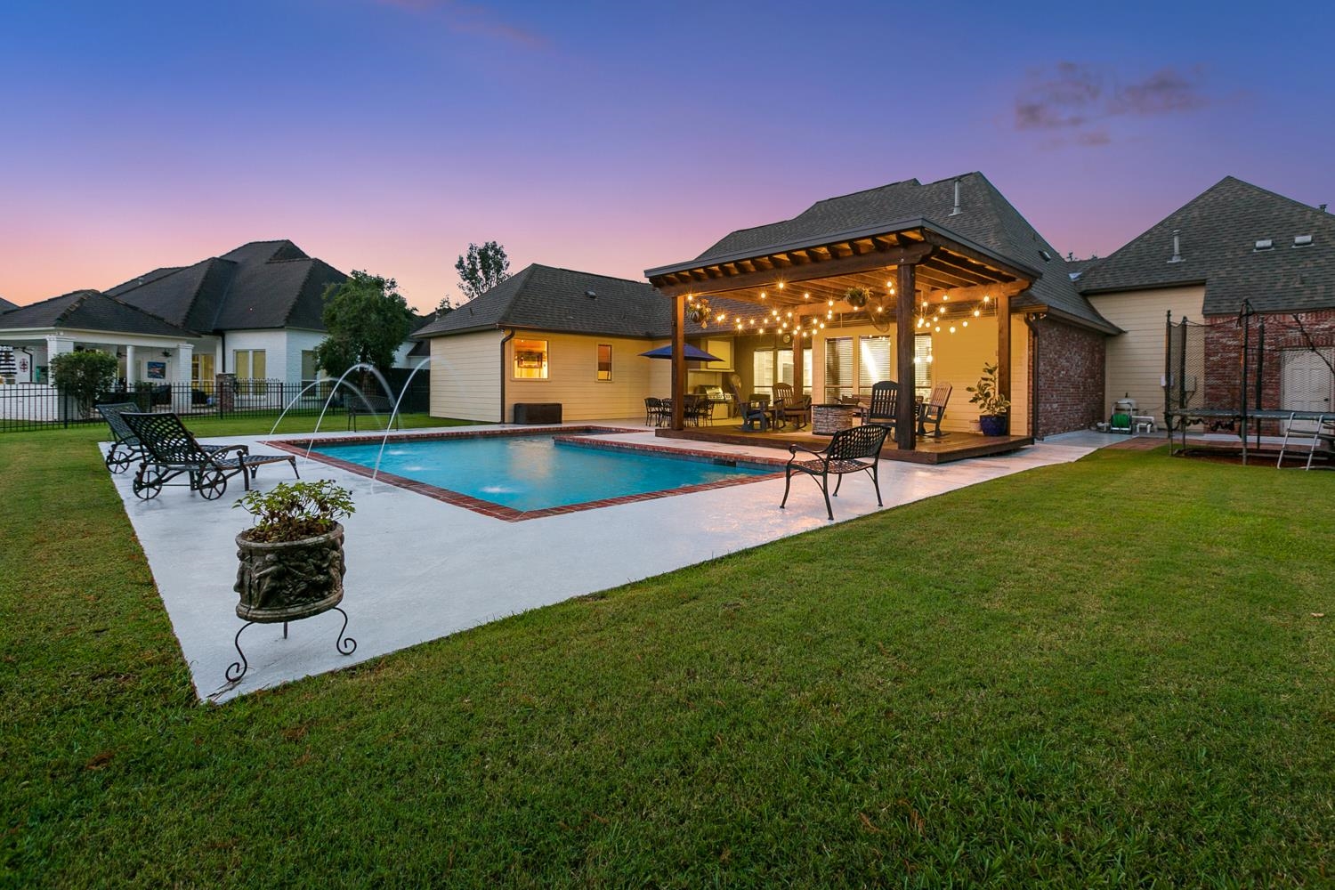 40203 Dove Estates Ct