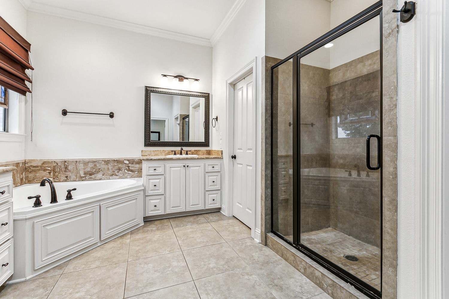 40203 Dove Estates Ct