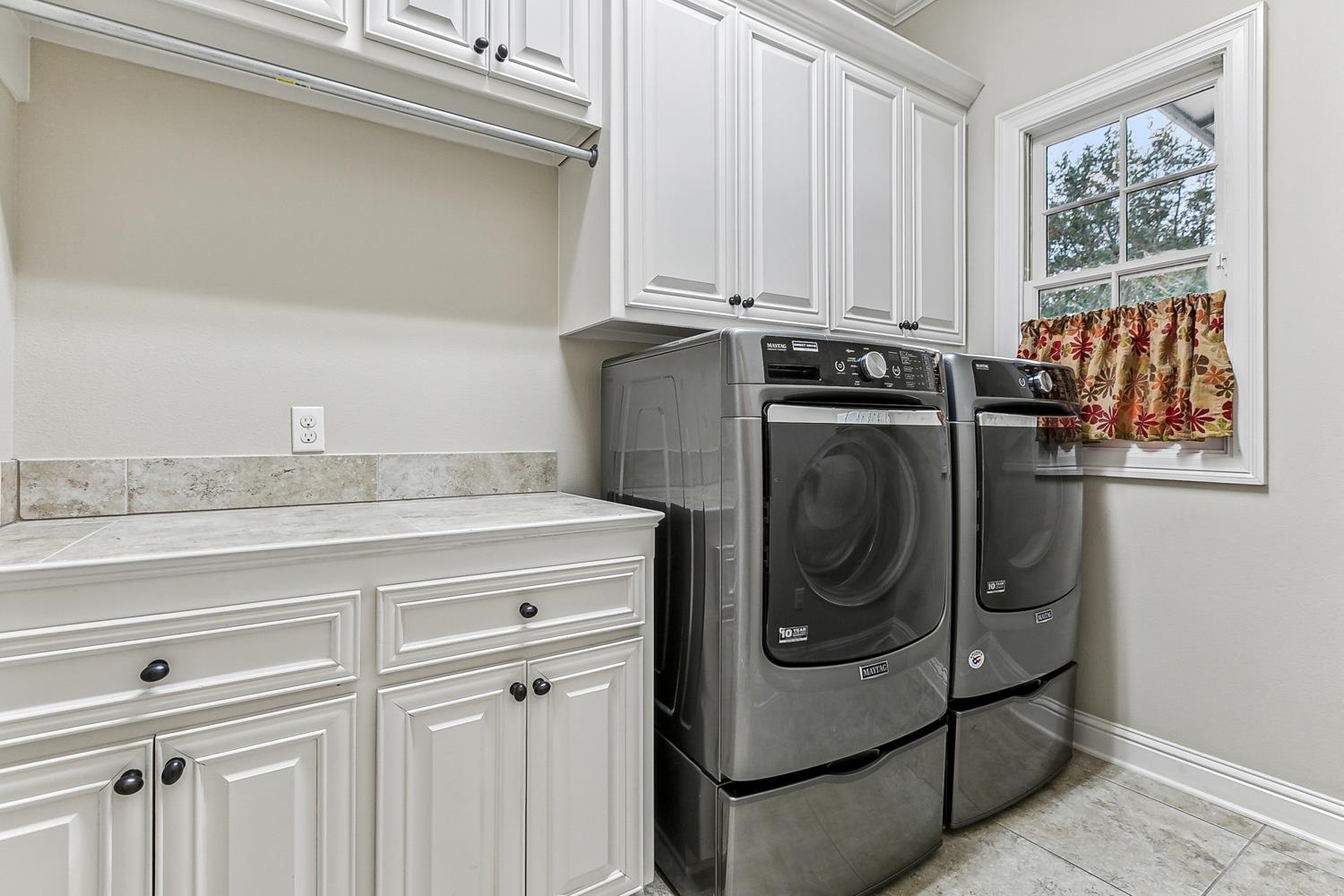 40203 Dove Estates Ct