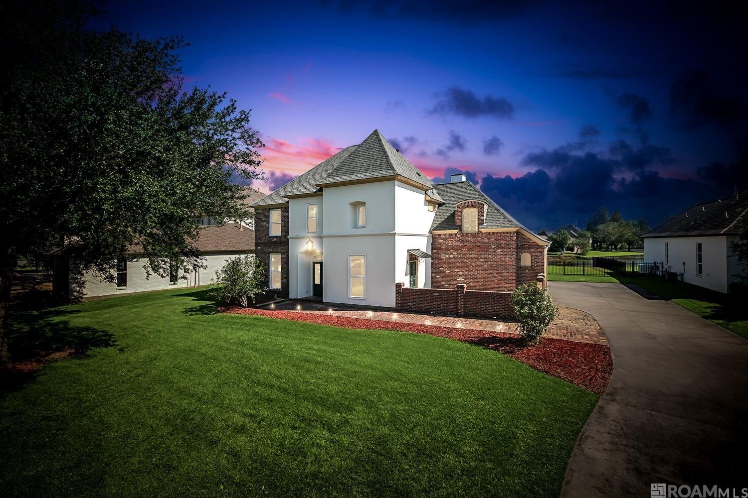 40126 Pelican Point Pkwy