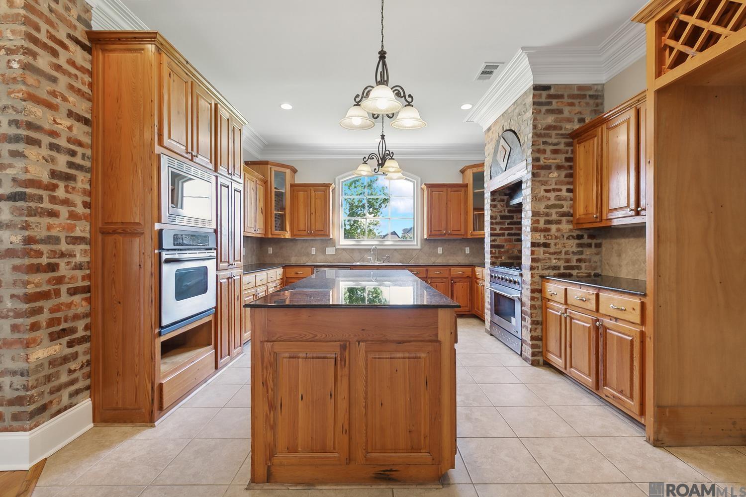 40126 Pelican Point Pkwy