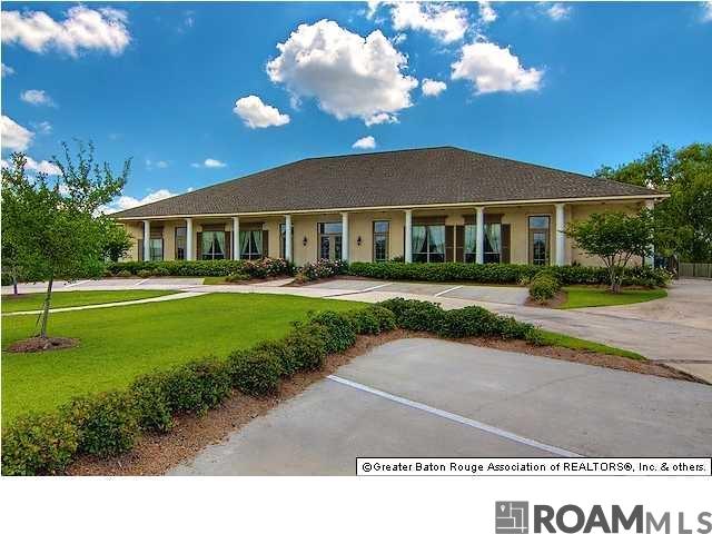 5270 Courtyard Dr
