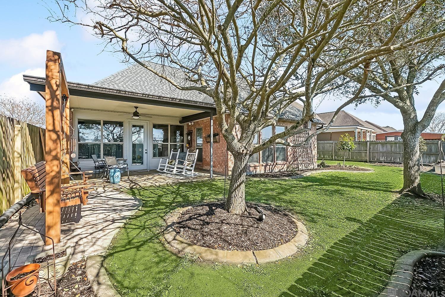 5270 Courtyard Dr