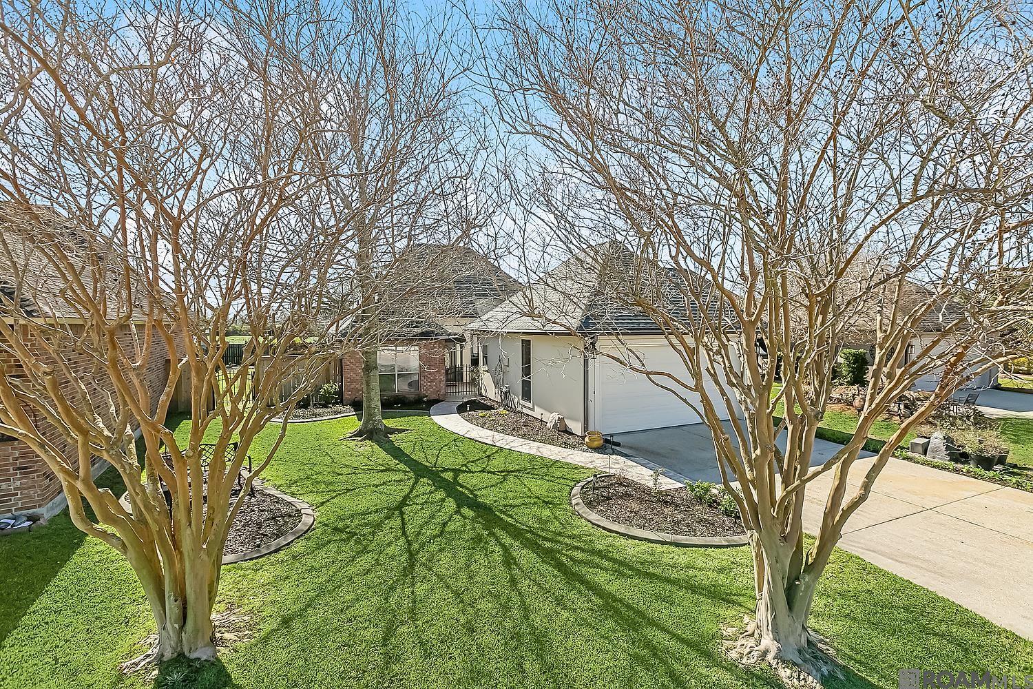 5270 Courtyard Dr