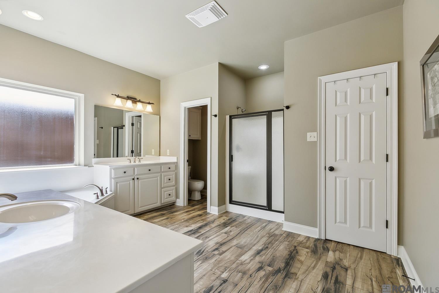 13098 Moss Pointe Dr