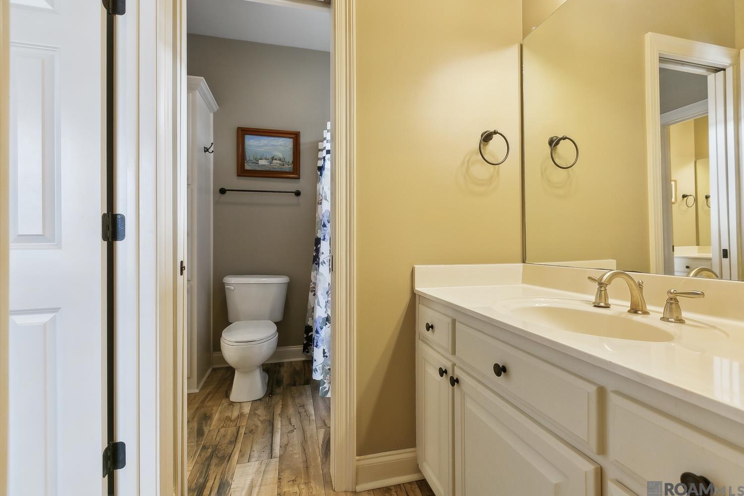 13098 Moss Pointe Dr
