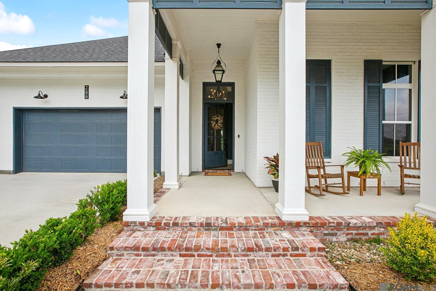 766 Green Oak Dr