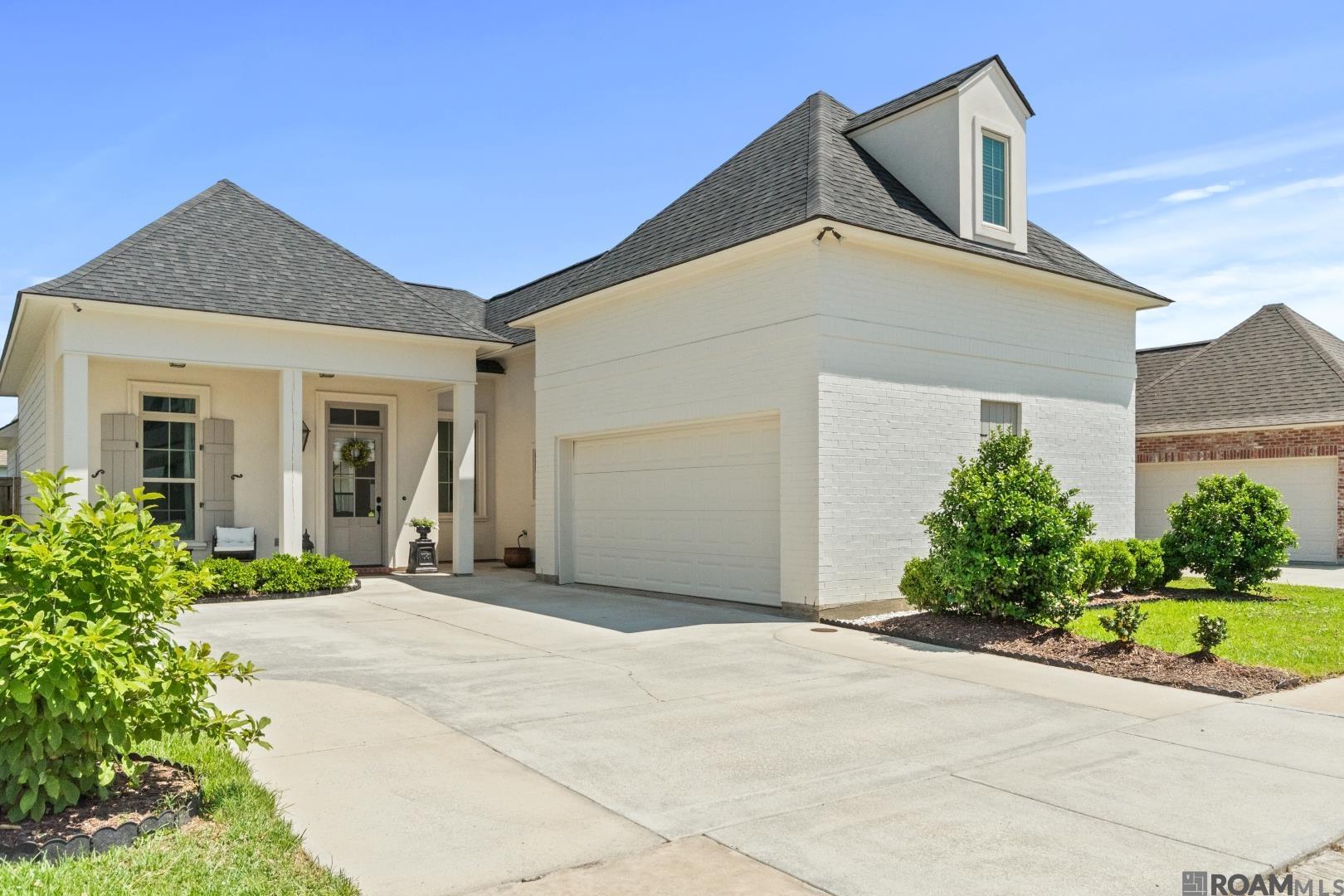 529 Flycatcher Dr