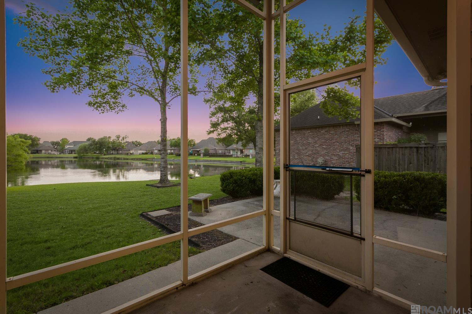 40267 Swan Cir