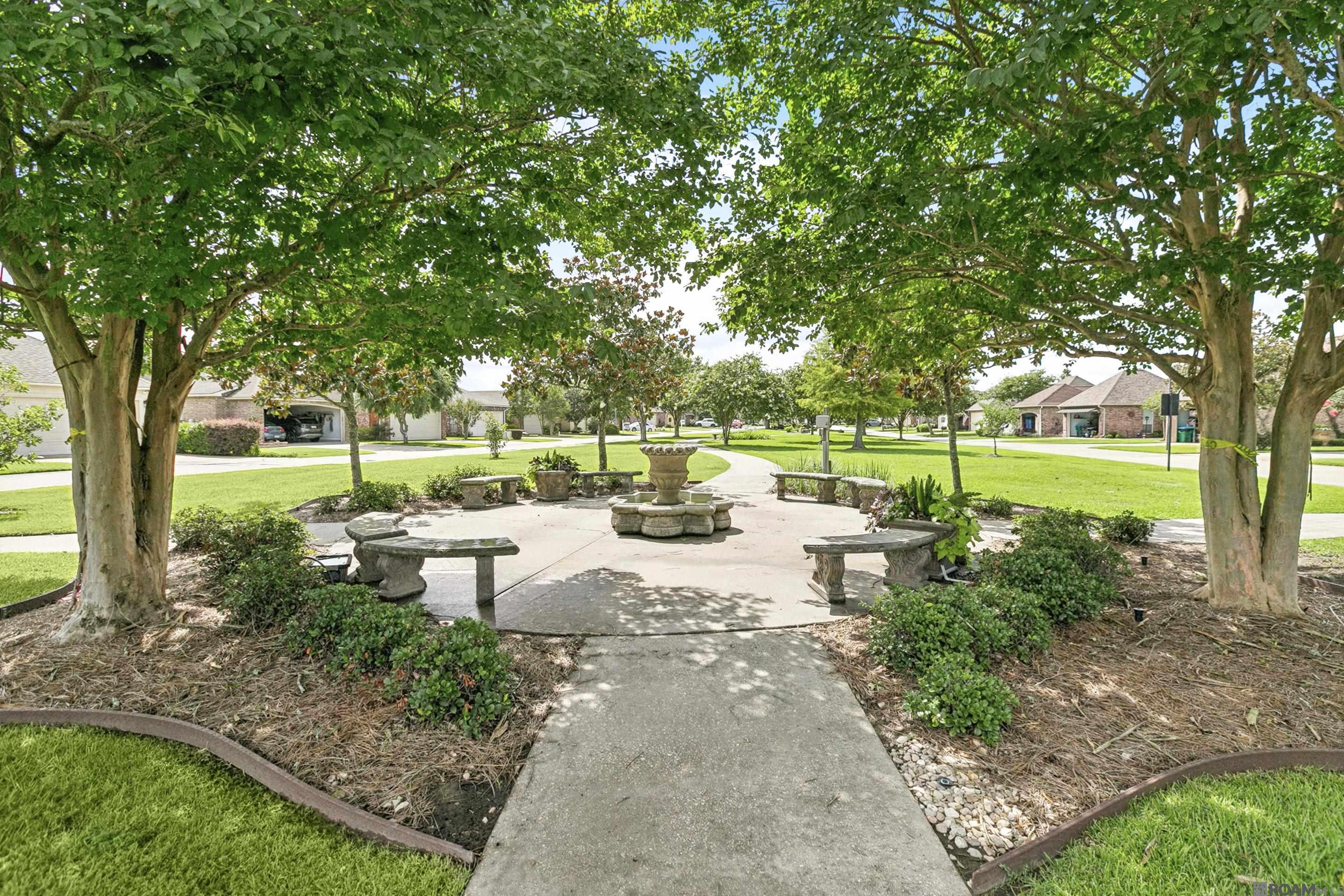 5475 Courtyard Dr