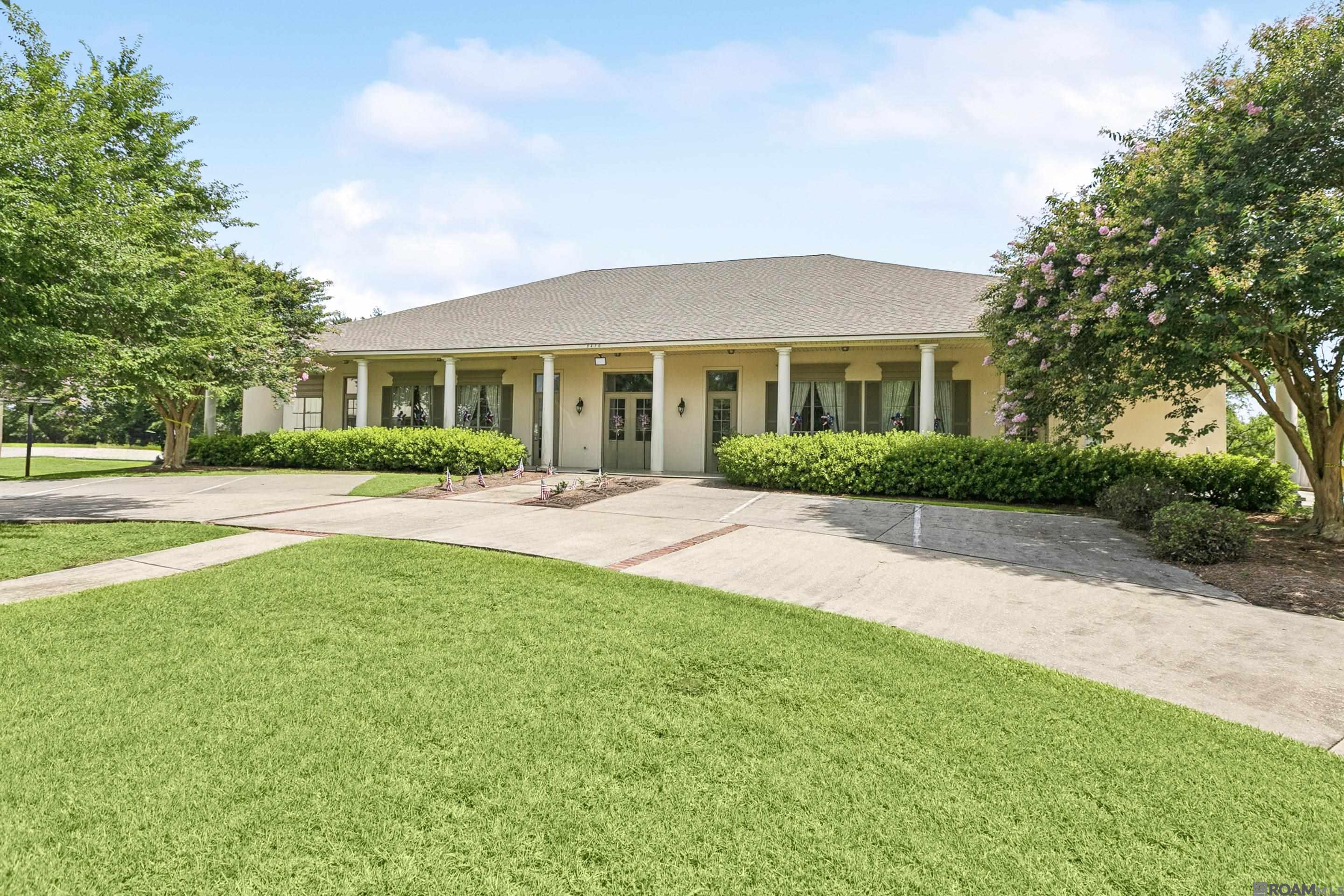 5475 Courtyard Dr