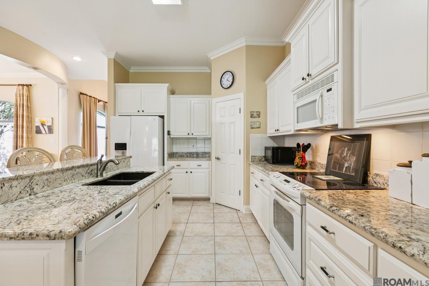 5475 Courtyard Dr