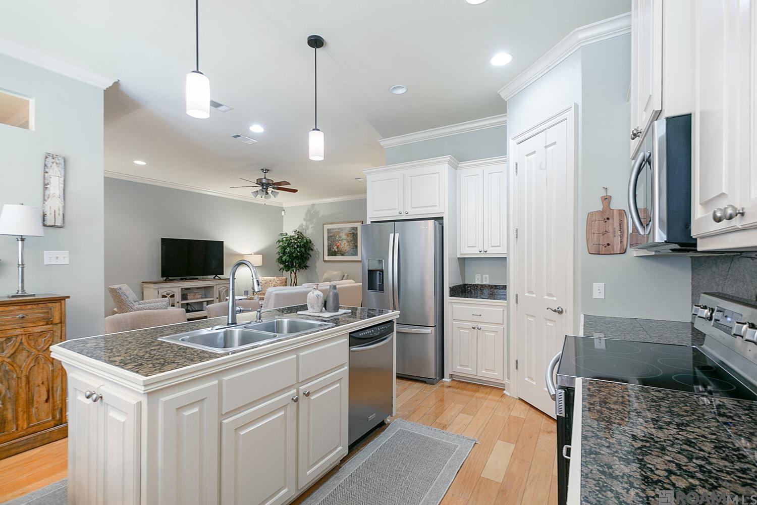5370 Courtyard Dr