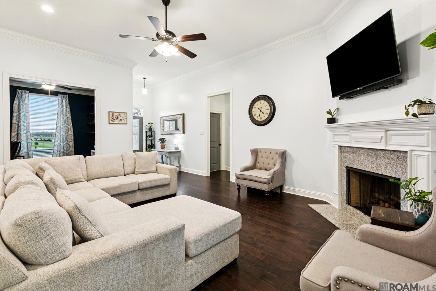 23139 Berry View Dr