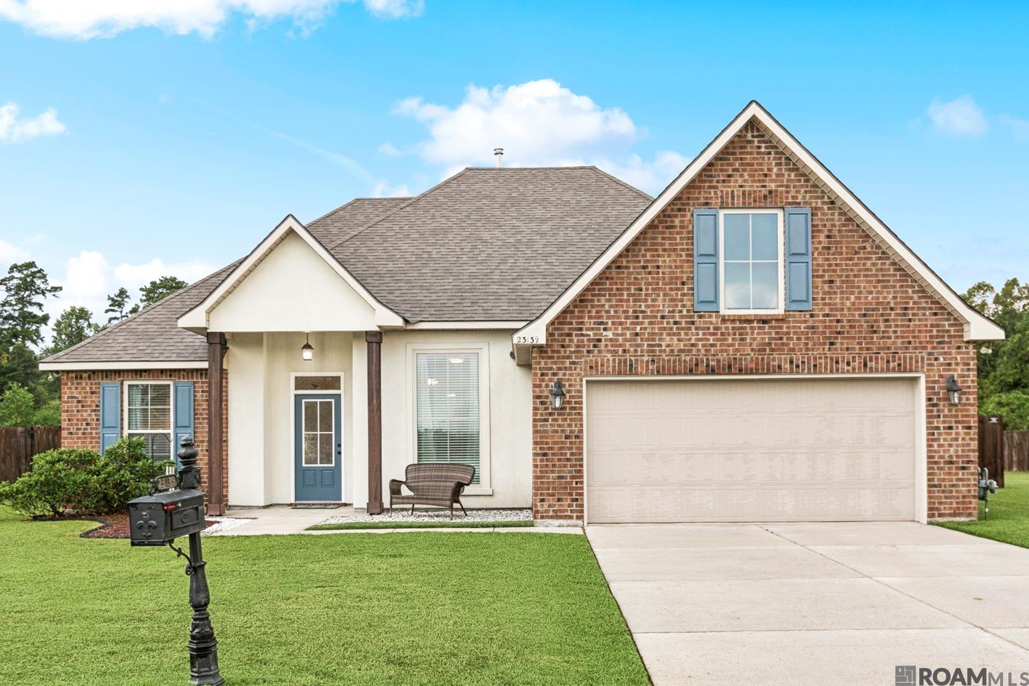 23139 Berry View Dr