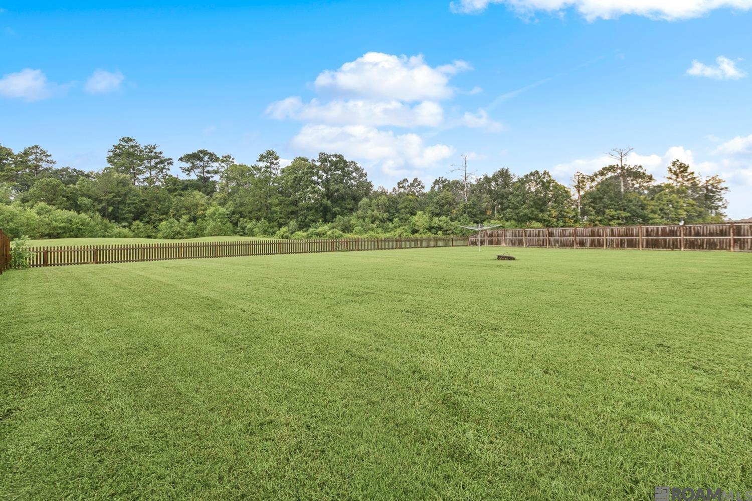 23139 Berry View Dr