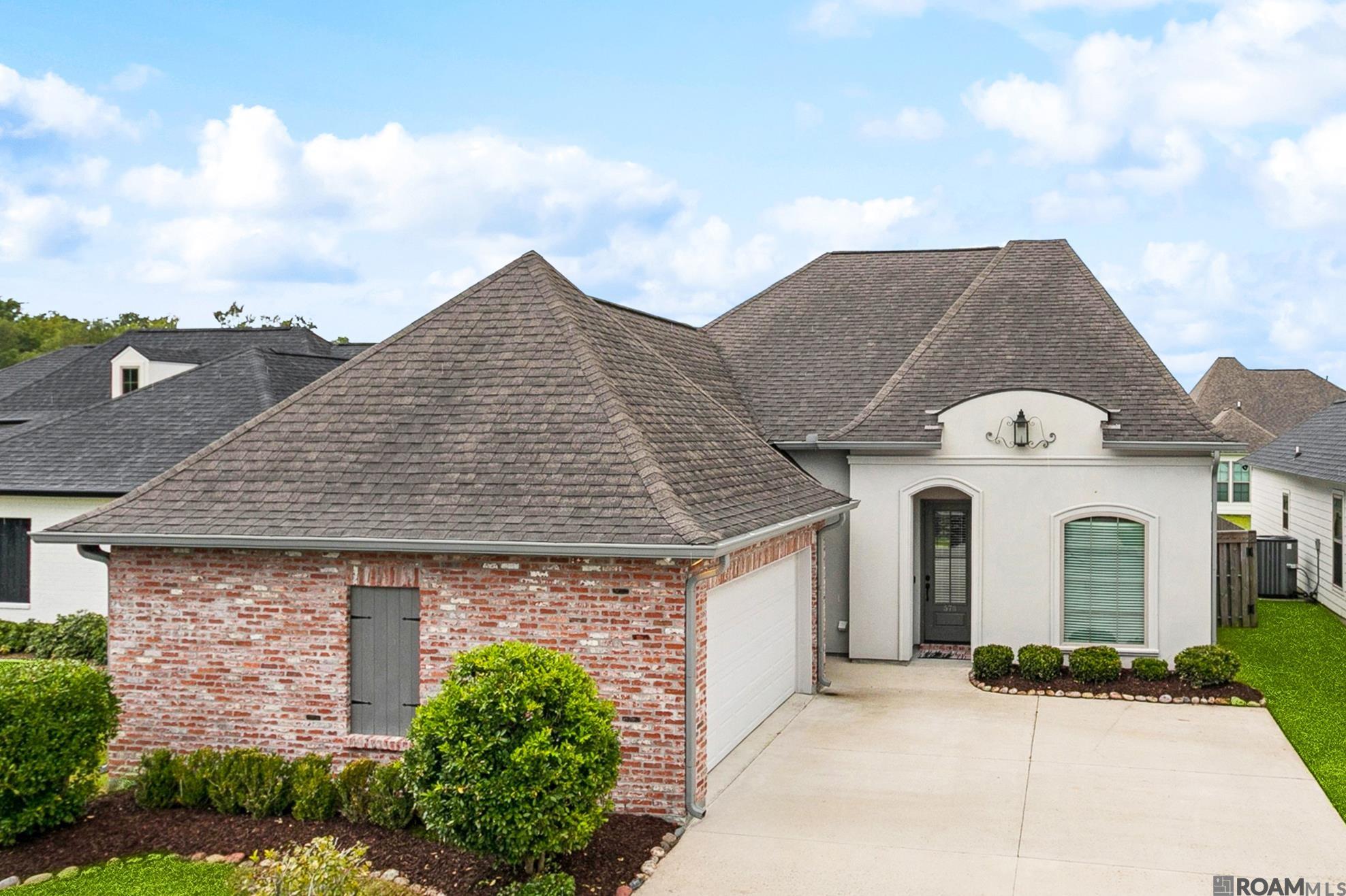578 Flycatcher Dr