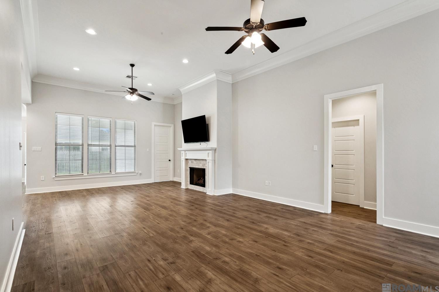 578 Flycatcher Dr