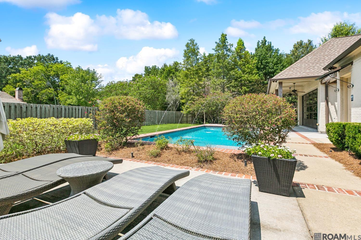 36213 Lasalle Pointe Dr