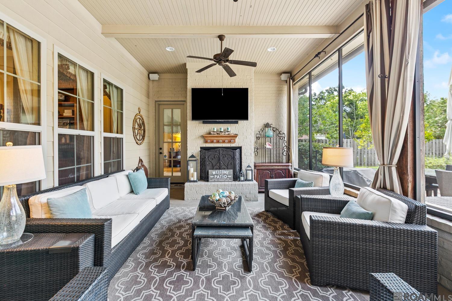 36213 Lasalle Pointe Dr