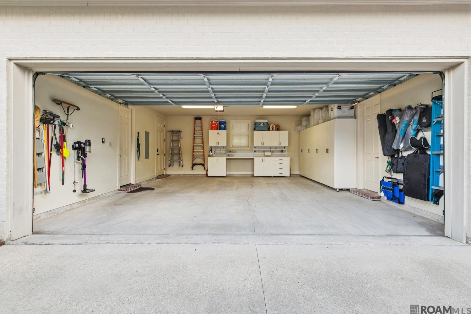 36213 Lasalle Pointe Dr