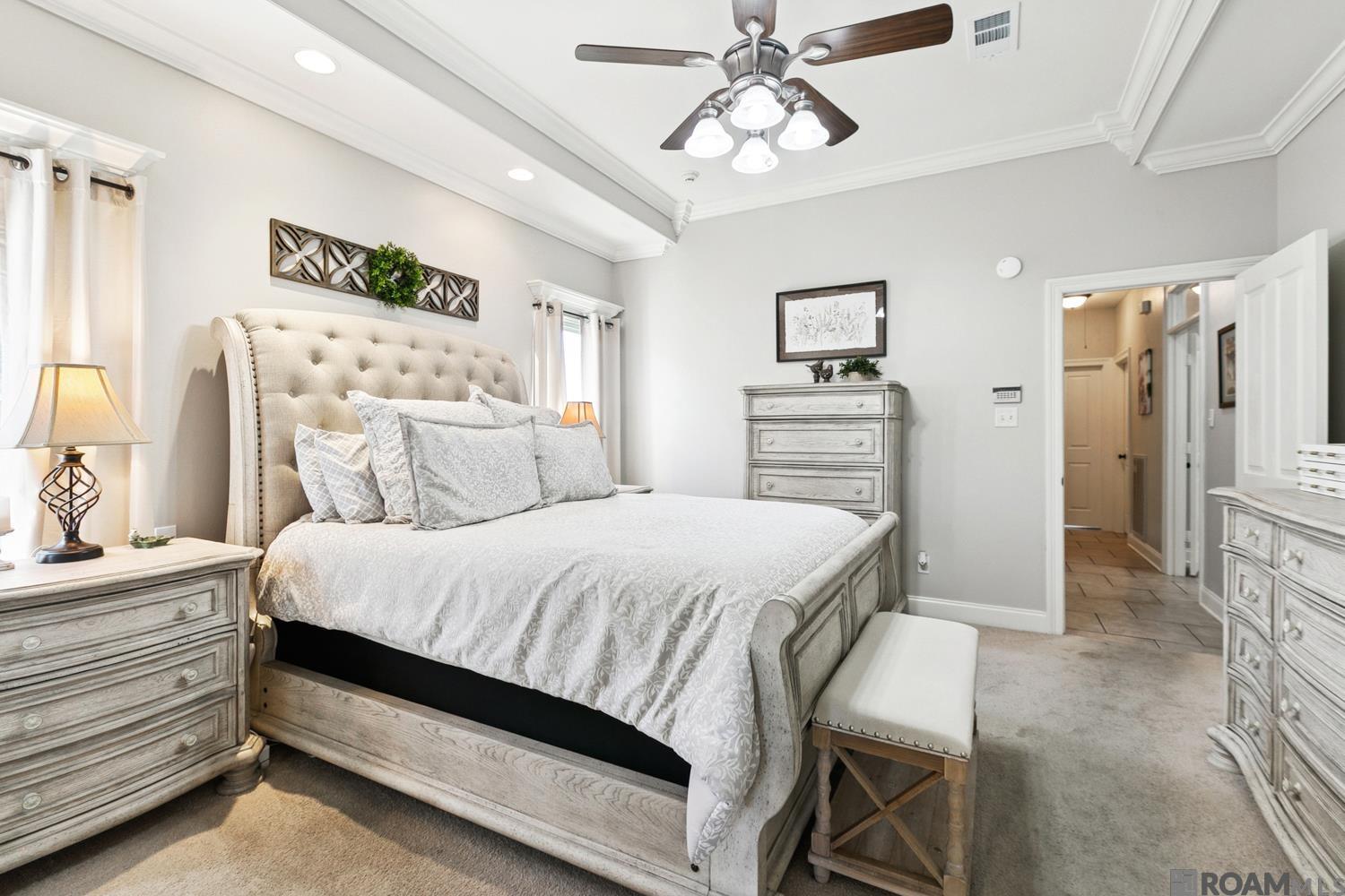 13102 Oak Knoll Dr