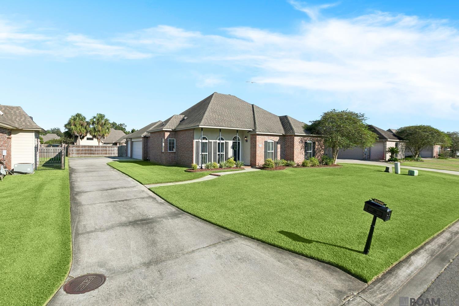 13102 Oak Knoll Dr