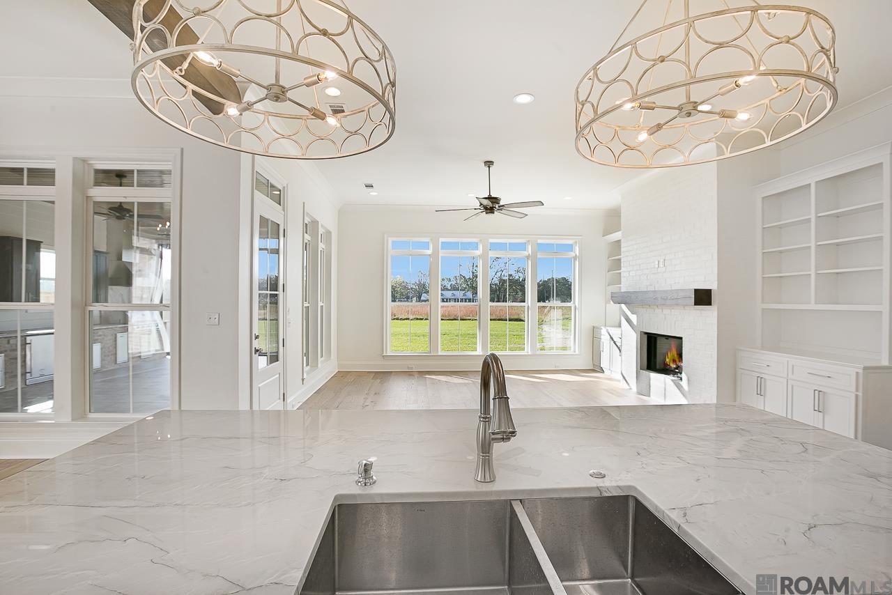 437 Glenthorne Dr