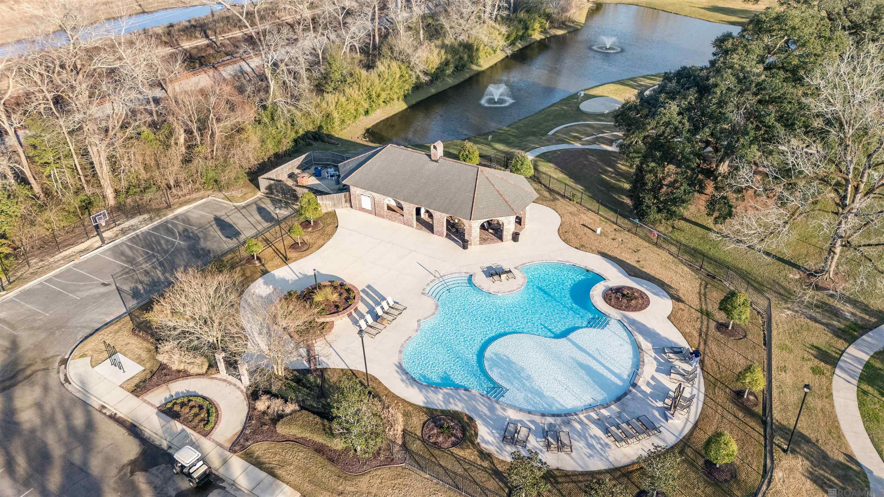 7313 Willow Grove Blvd
