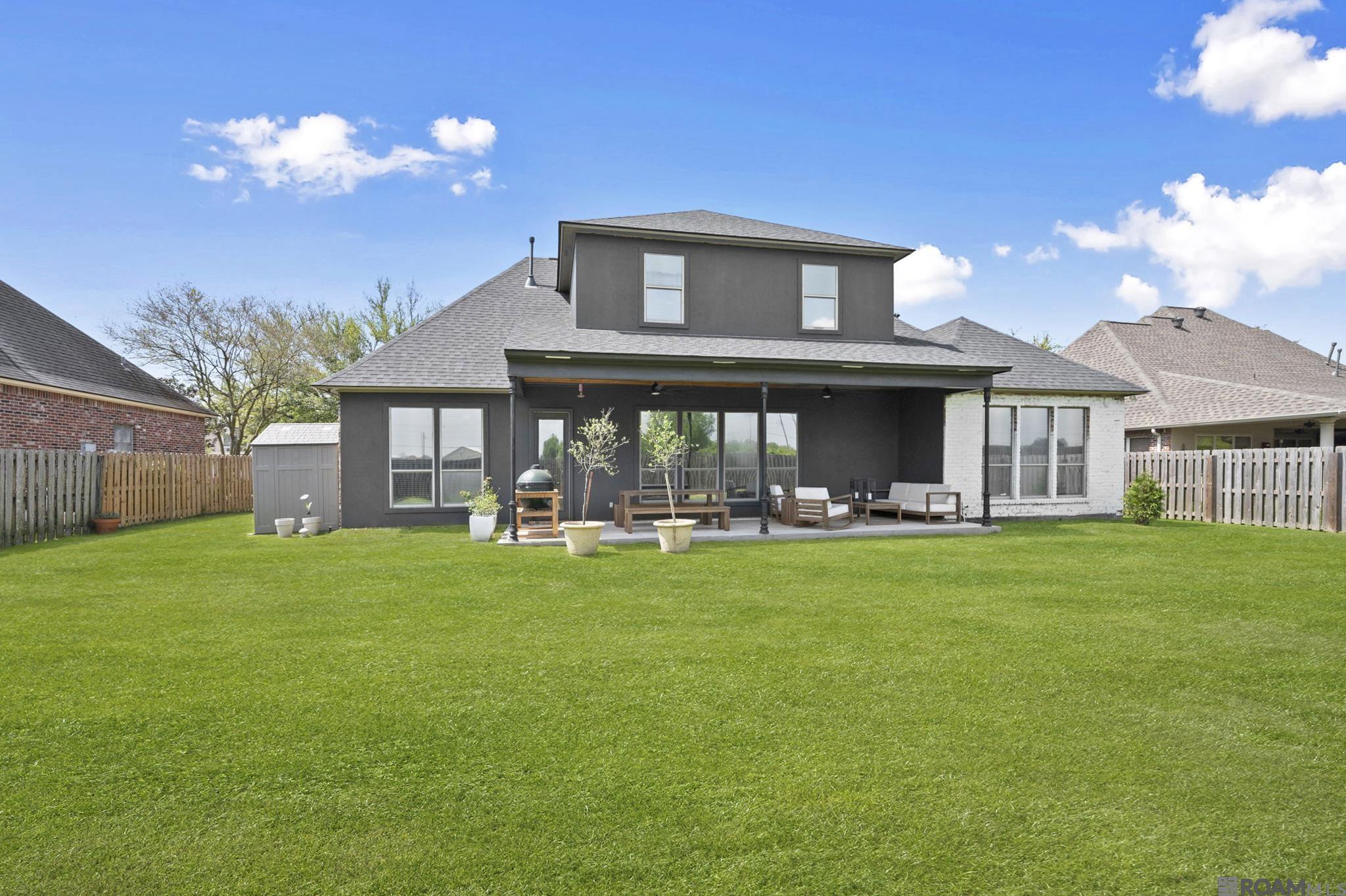 6250 Beau Douglas Ave