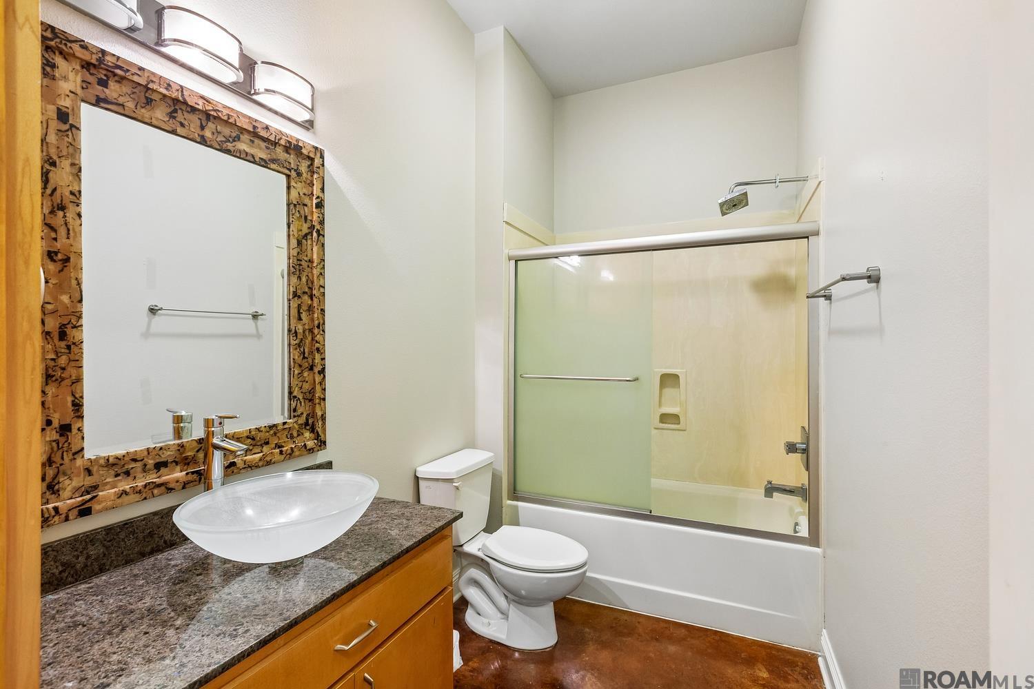 6141 Jonathan Alaric Ave