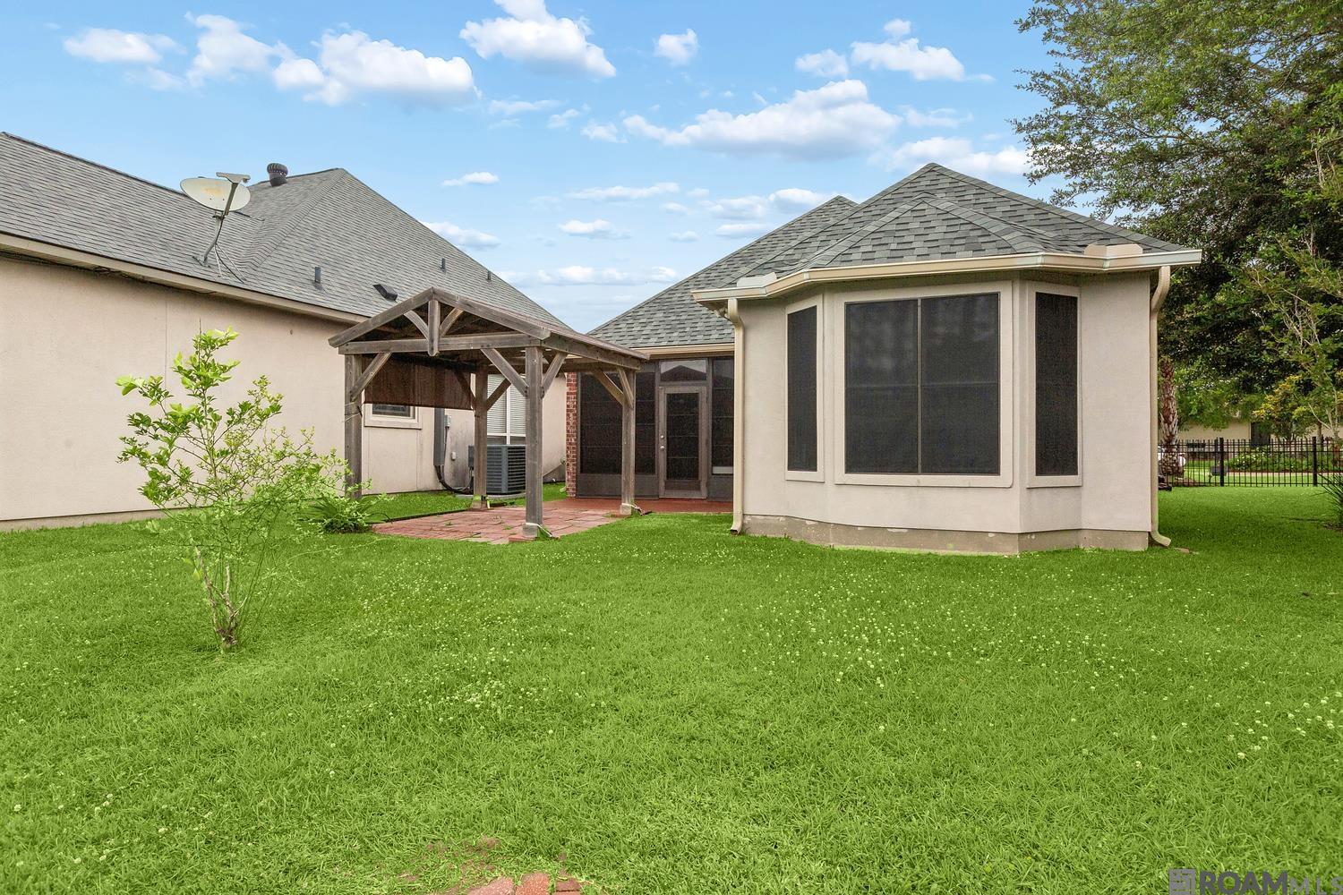 5491 Green Park Dr