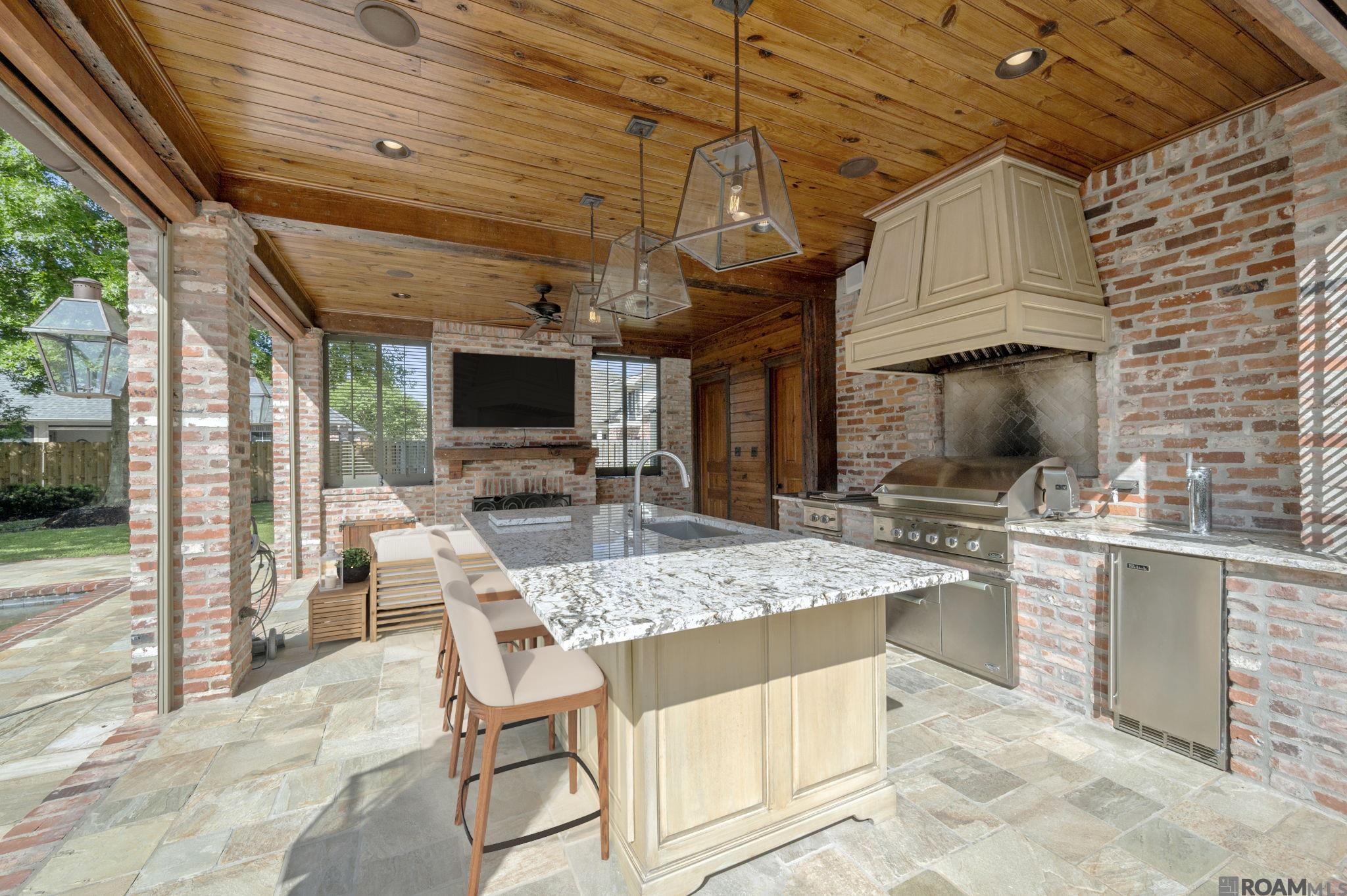 15236 Campanile Ct