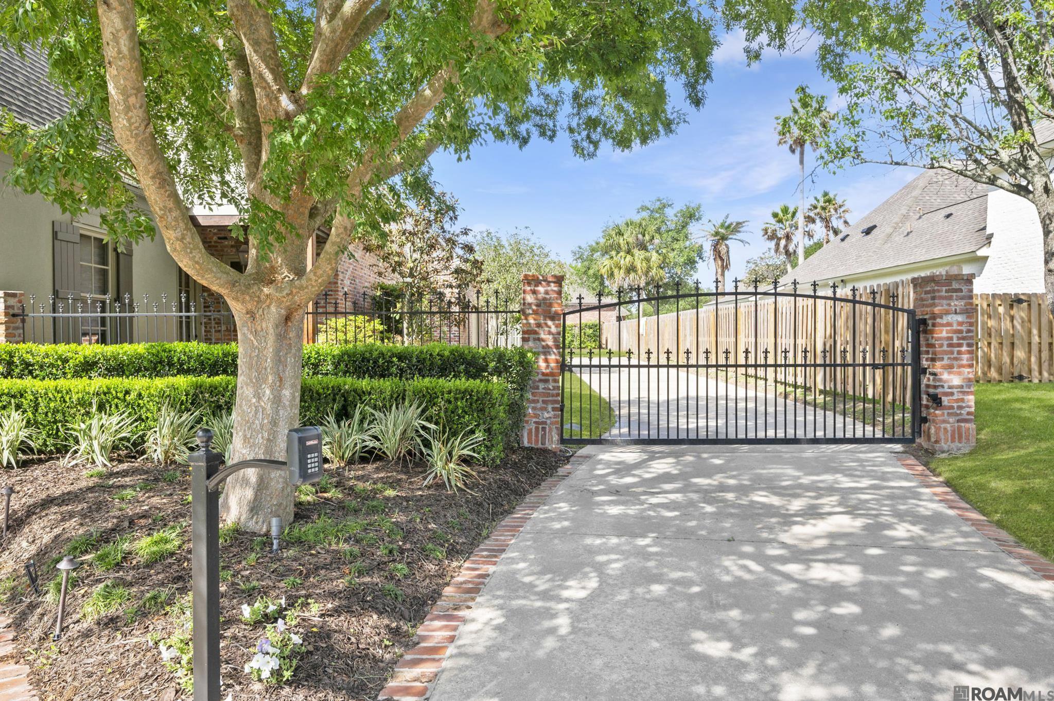 15236 Campanile Ct