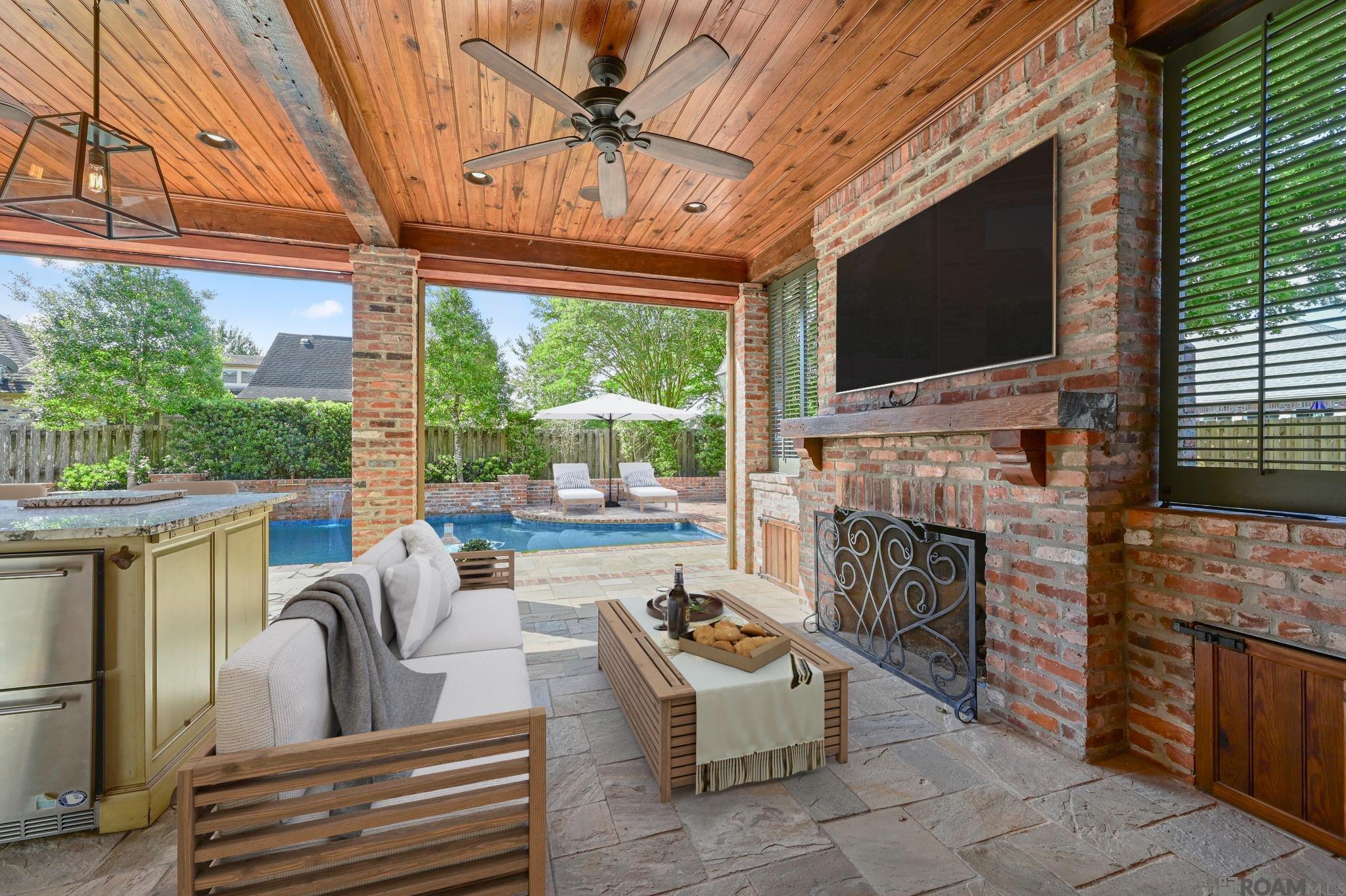 15236 Campanile Ct